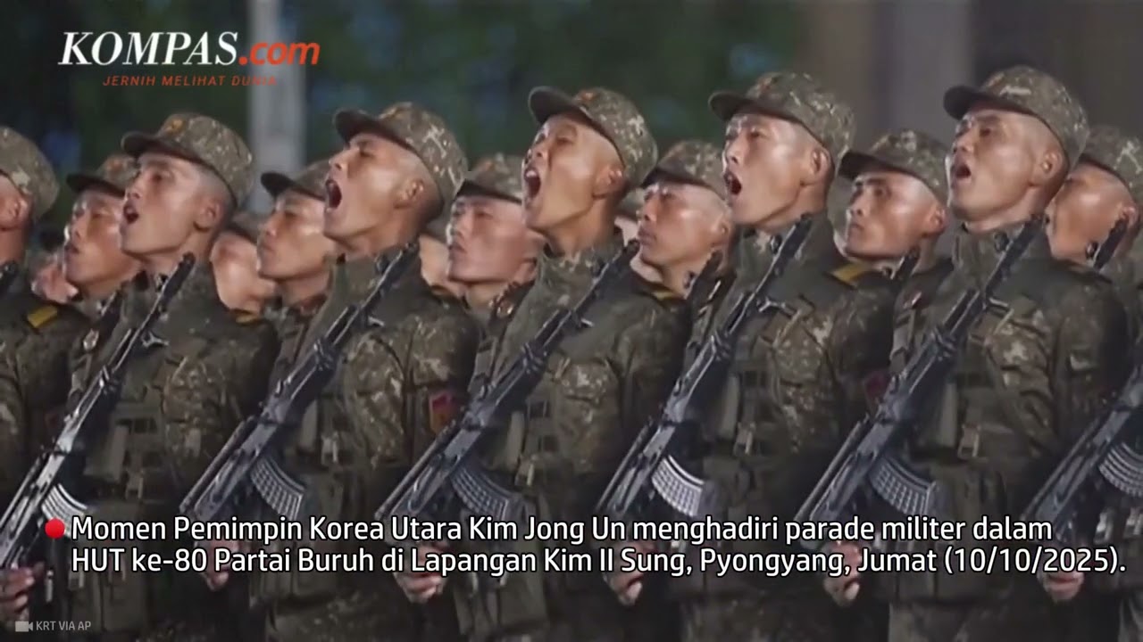 Youtube Thumnail image of : Parade Militer Korut Pamerkan Nuklir Tercanggih, Warga Bersorak-sorai